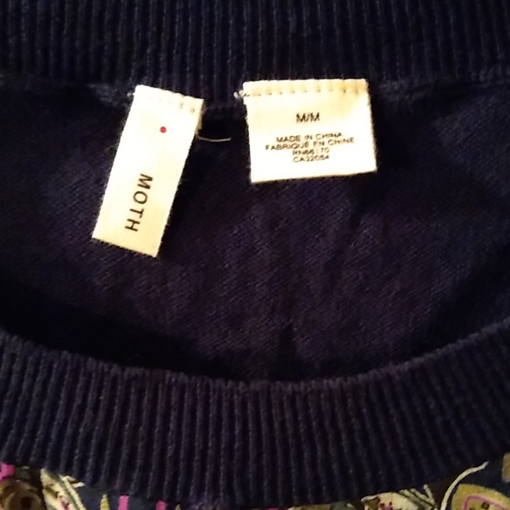 Moth Snapshot pullover silk print front, Medium - Picture 2 of 6